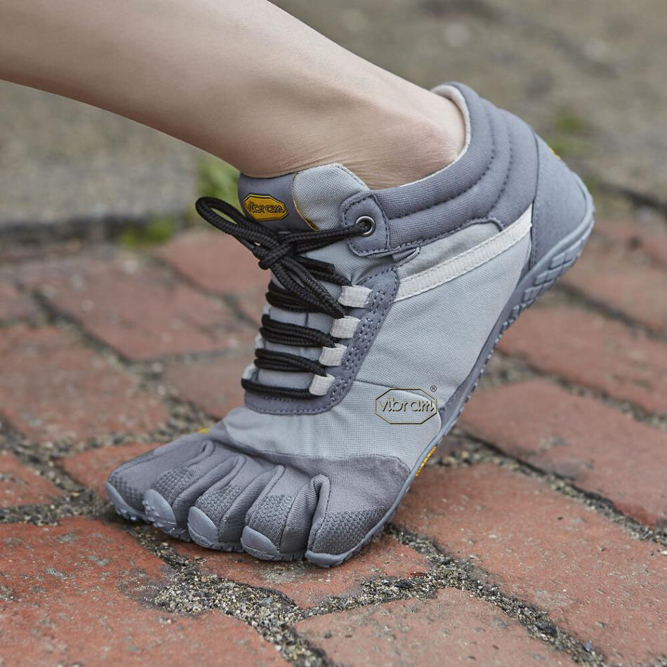 Women's Vibram Trek Ascent Insulated Casual Shoes Grey | AUV69